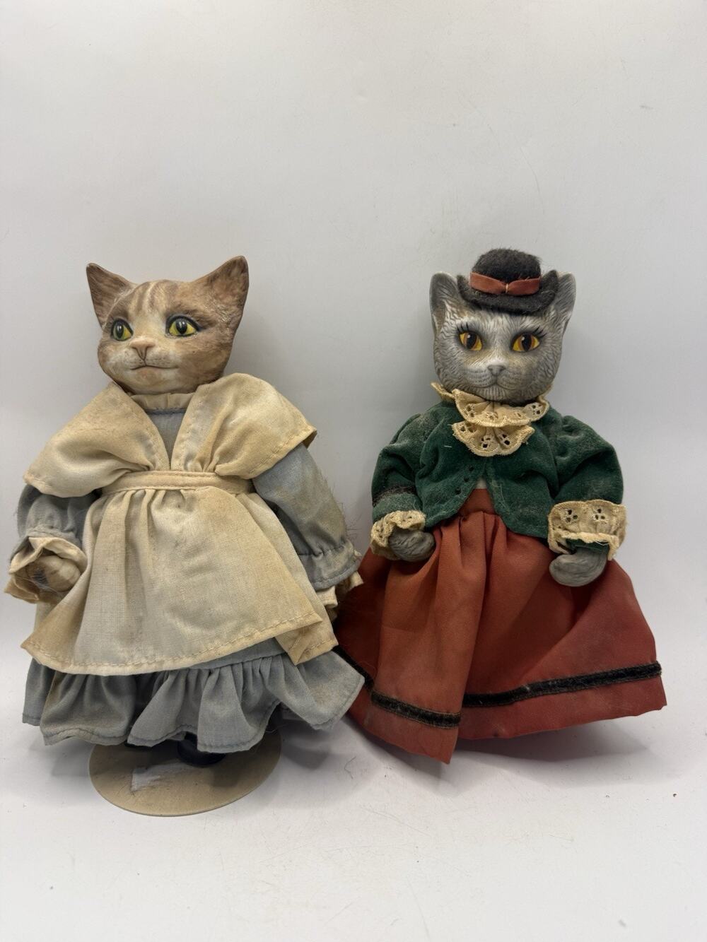 Vintage Anthropomorphic Cat Dolls Victorian Dressed Pair 8” One w/ Stand *